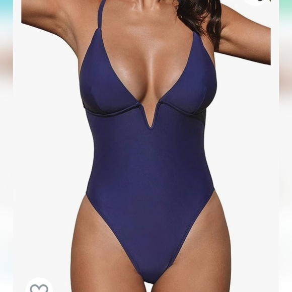 NWT Cupshe Deep V Neck Swimsuit adjustable straps, deep V neck SZ S - Picture 1 of 6